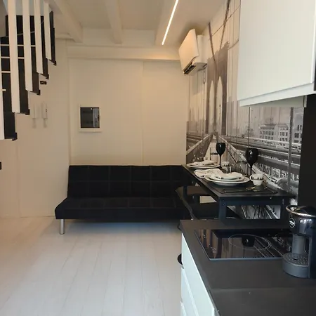 Centro Duomo, Loft Con Terrazzo, Ac, Wifi, Subway Milan
